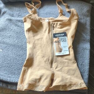 Leonisa Shapewear Boyshort Small New